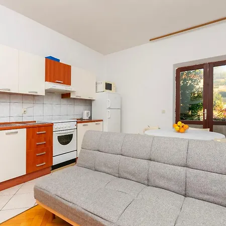 Mari Apartmán