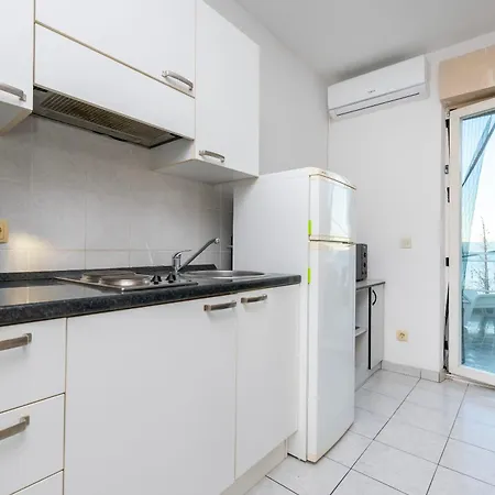 Mari Apartmán