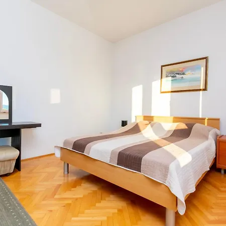 Mari Apartmán Krilo